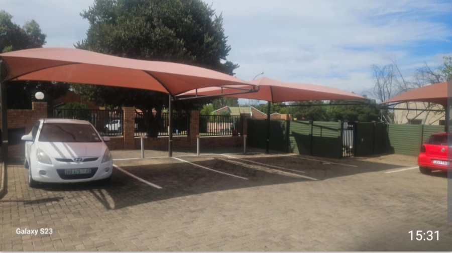 2 Bedroom Property for Sale in Pellissier Free State